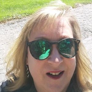 Meet your Posher, Theresa